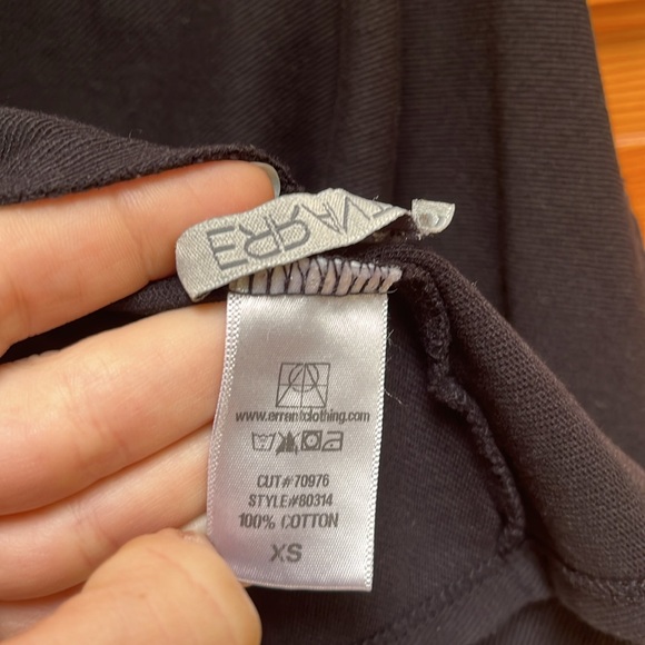 Black Cropped Tank - Picture 4 of 4